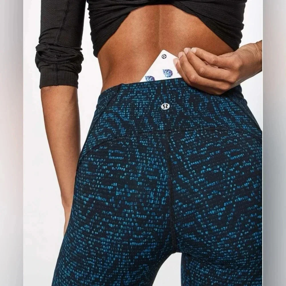 Lululemon Train Times Crop Size 6